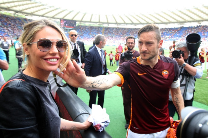 Mối tình của cặp trai tài gái sắc có một kết thúc buồn.