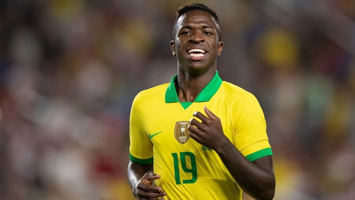 Vinicius Junior (22 tuổi - Brazil): Chân sút trẻ ghi bàn duy nhất giúp Real Madrid đánh bại Liverpool và lên ngôi vô địch Champions League mùa 2021/22. Ở mùa 2022/23, Vinicius duy trì phong độ ấn tượng với 9 bàn sau 17 trận. Chân sút 22 tuổi này cùng Neymar trở thành niềm hy vọng trên hàng công Brazil ở World Cup.