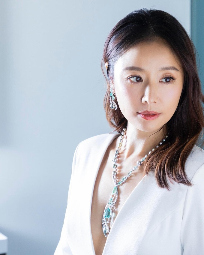 Nghe si thanh cong nhat dan sao 