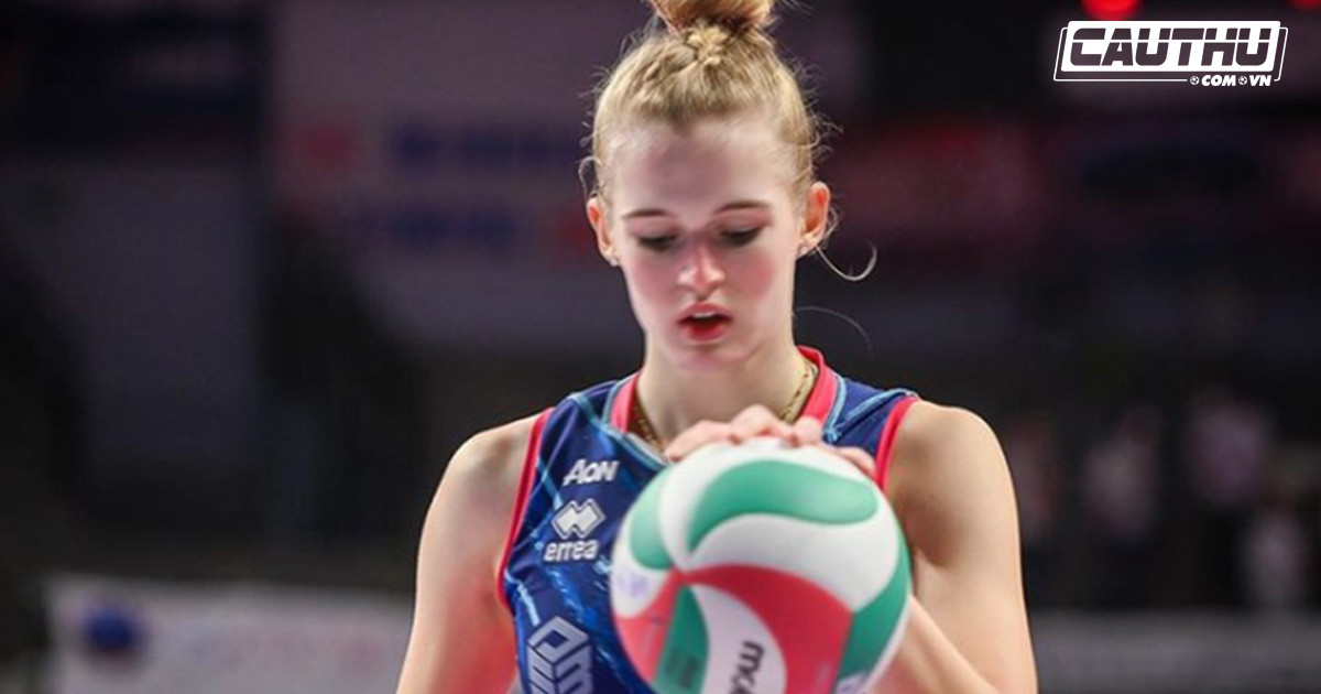 Mới 24 tuổi, Hanna Orthmann đã là ngôi sao nổi bật nhất của tuyển bóng chuyền nữ Đức. Cô là ngôi sao nổi bật nhất trong chiến thắng của ĐT Đức trước ĐT Thái Lan ở giải bóng chuyền nữ vô địch thế giới 2022.