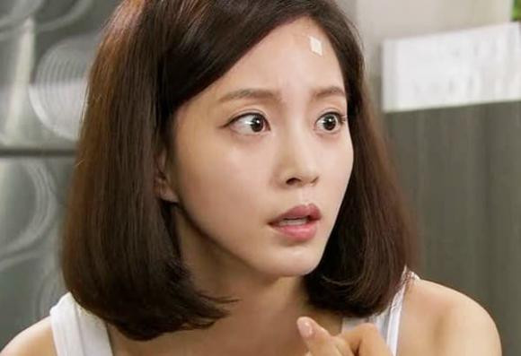 Anh trach chi dau tieu hoang phi, nghe so tien toi ua nuoc mat