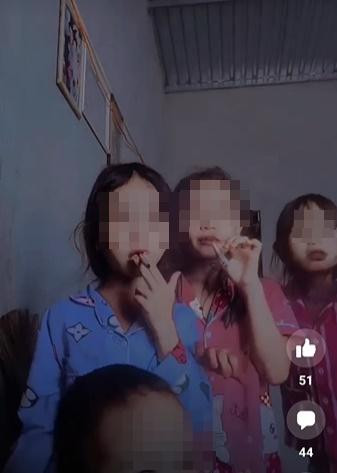 Soc: 3 be gai vua hut thuoc la vua nhay nhot nhu o bar-Hinh-2