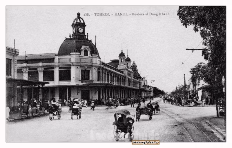 Góc Tràng Tiền - Phố Hàng Bài có đường tàu điện