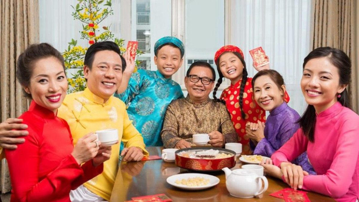 Theo nhân tướng học, người có tướng mũm mĩm, mập mạp thường tốt số hơn người gầy. Vì vậy, khi mơ thấy mình tăng cân, bạn đừng sợ hãi vì đây là điềm báo cho thấy rằng bạn sẽ gặp may mắn trong tương lai. 