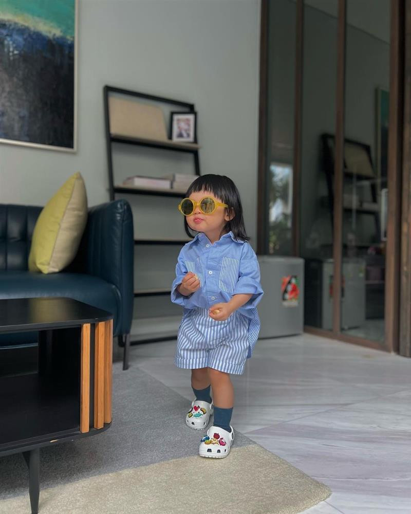 Ho Ngoc Ha cho con dung mau dep bi canh bao nguy hiem?-Hinh-3