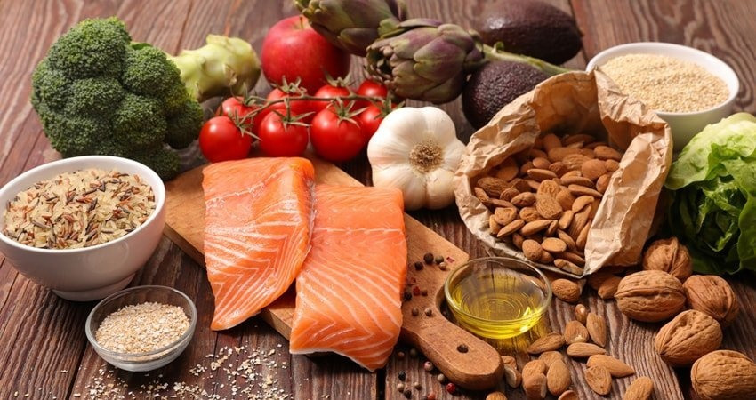 Một số loại thực phẩm không làm bạn tăng cân sẽ có tác dụng chính trong việc giúp cơ thể tiêu thụ ít calo hơn trong ngày, thỏa mãn cơn đói và ngăn ngừa ăn quá nhiều. Ảnh: foodtolive.