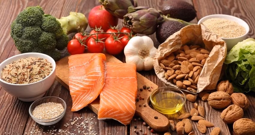 Một số loại thực phẩm không làm bạn tăng cân sẽ có tác dụng chính trong việc giúp cơ thể tiêu thụ ít calo hơn trong ngày, thỏa mãn cơn đói và ngăn ngừa ăn quá nhiều. Ảnh: foodtolive.