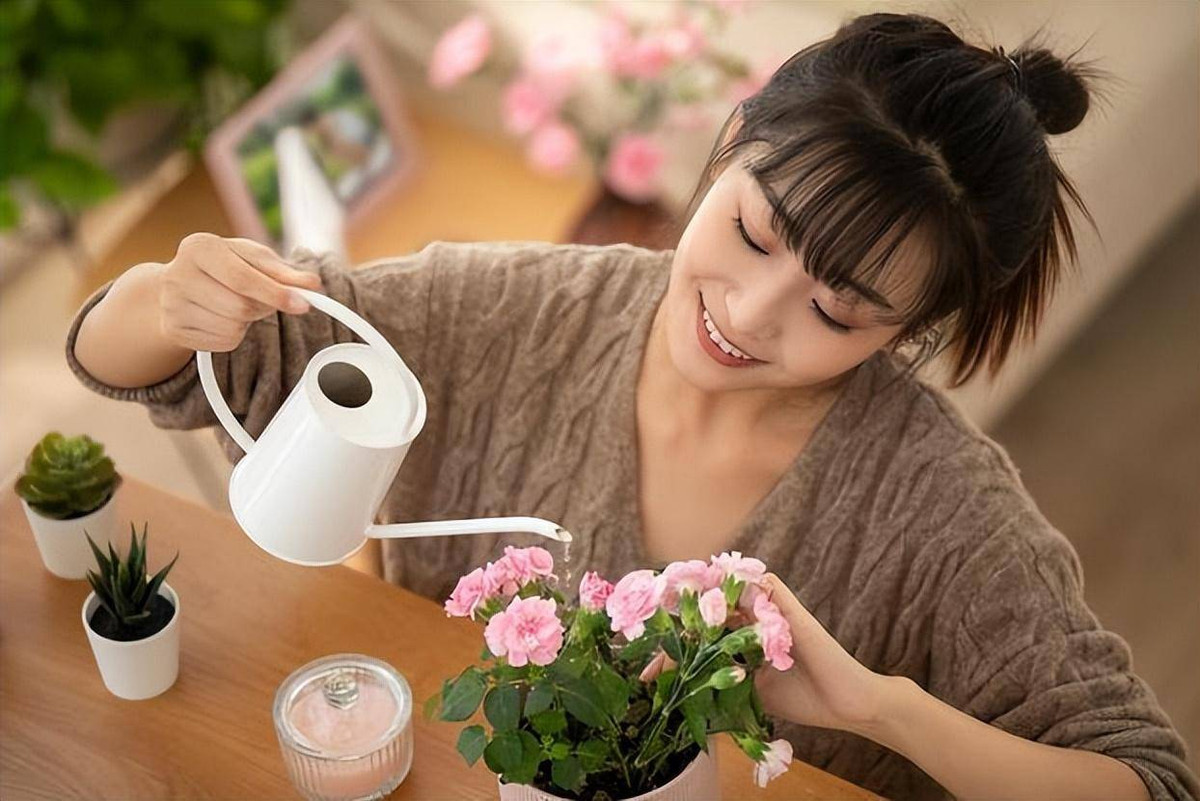 Mùa đông, 4 loại nước không được tưới cho cây cảnh - Hình 6 Mua dong, 4 loai nuoc khong duoc tuoi cho cay canh-Hinh-6