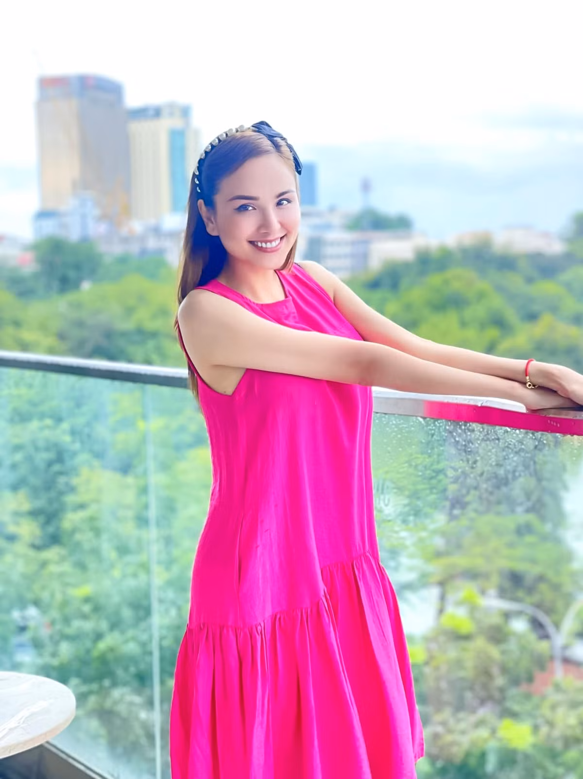 HH Diem Huong len tieng tin don ket hon lan 3, yeu dong gioi-Hinh-3