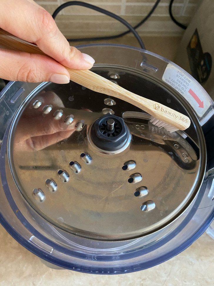 13 sai lầm làm giảm tuổi thọ các thiết bị gia dụng - Hình 8 13 sai lam lam giam tuoi tho cac thiet bi gia dung-Hinh-8