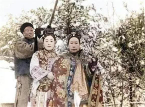 Dam tang me Ly Lien Anh - thai giam duoc Tu Hi Thai hau cung chieu nhat