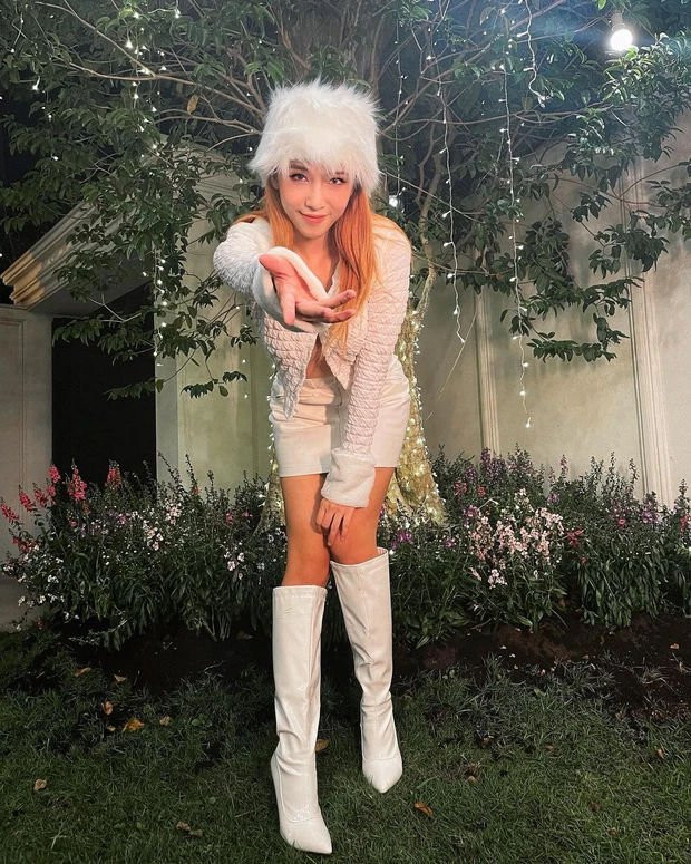 My nhan Viet lang xe mu long trang: Hoa Minzy nhu cong chua tuyet-Hinh-5