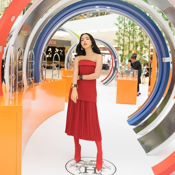 Chau Bui chi cao 1m60 nhung co loat bi quyet hack dang cuc dinh-Hinh-2