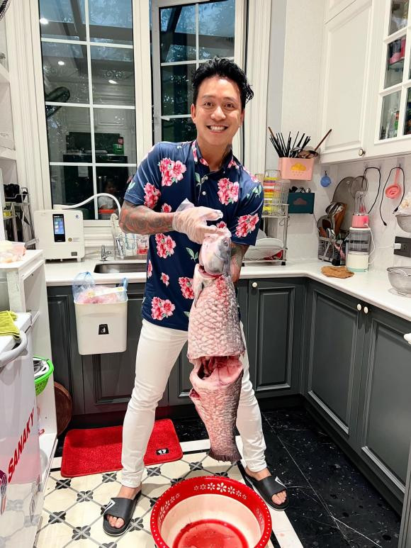 Ca si Tuan Hung chia se cuoc song hien tai-Hinh-2