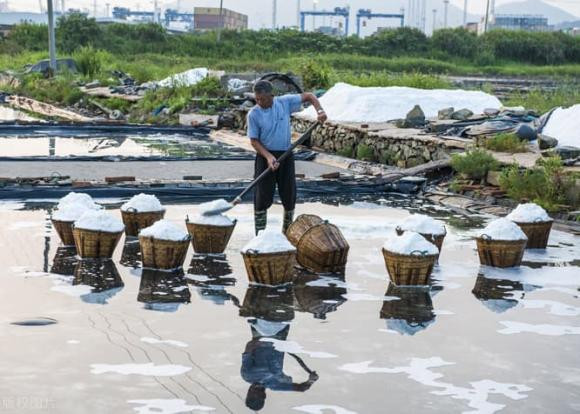 Tai sao co nhieu muoi trong bien, va muoi nay den tu dau?-Hinh-3