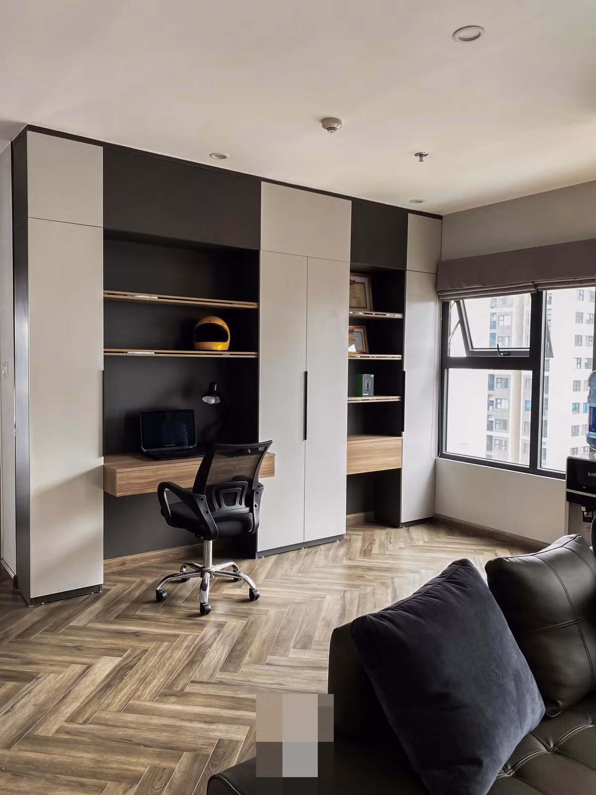 Tổ ấm tông màu lạnh ở tuổi 25 của chàng trai Hà thành - Hình 8 To am tong mau lanh o tuoi 25 cua chang trai Ha thanh-Hinh-8