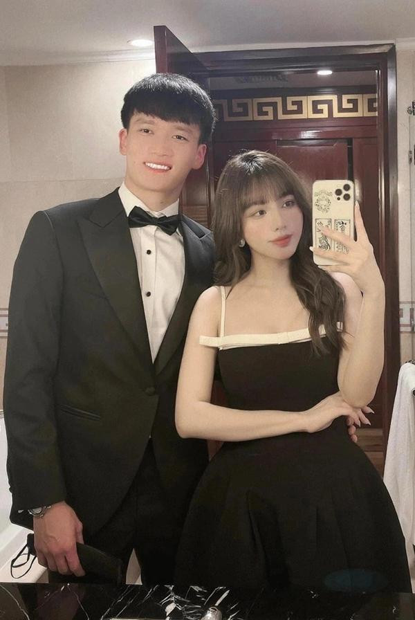 Van Lam, Dinh Trong va nhung cau thu Viet co moi tinh chi em-Hinh-3