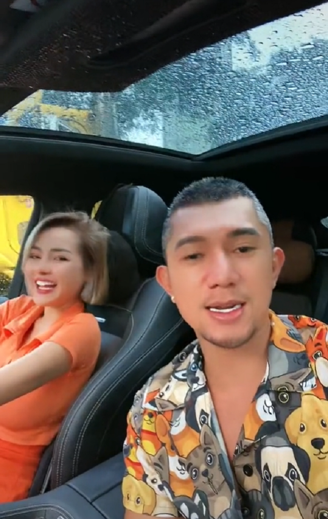 Luong Bang Quang benh thi sinh Hoa hau noi tieng Anh khong tot-Hinh-4