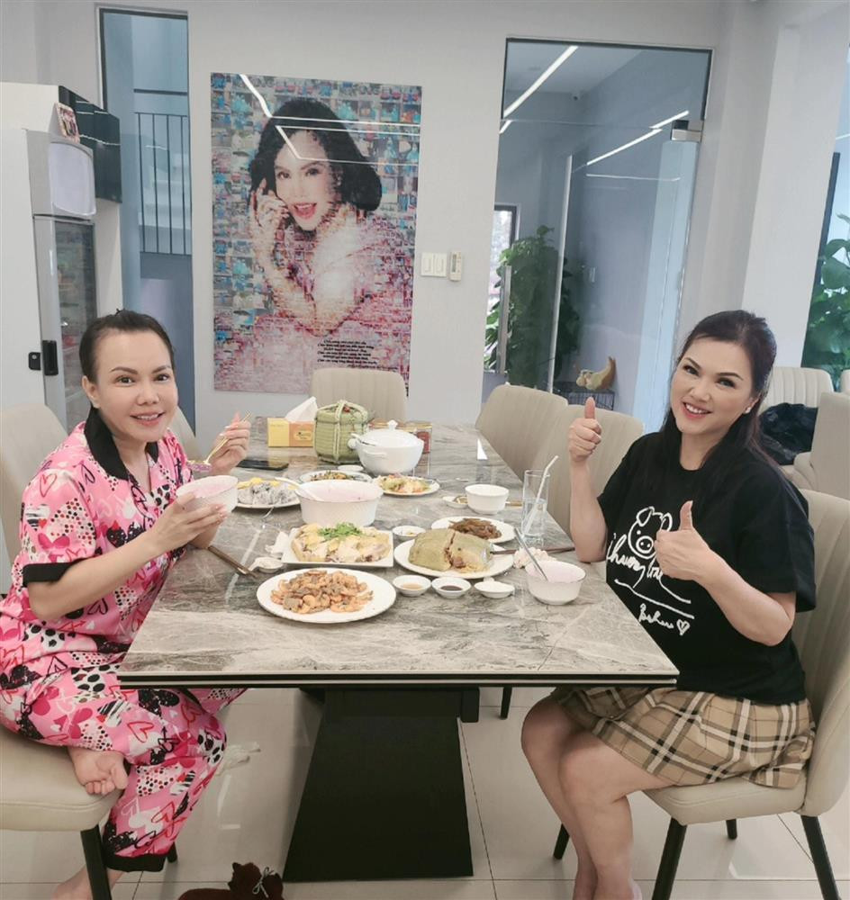 Ba xa Chi Tai tham chong tai nha tho To cua Hoai Linh-Hinh-4