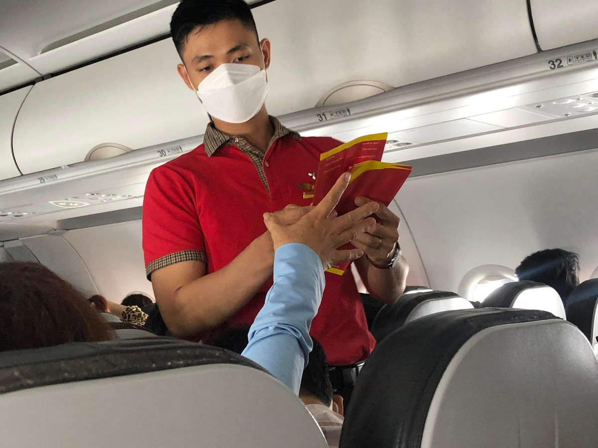 Máy bay bay 5 vòng không thể hạ cánh xuống TP HCM - Hình 2 May bay bay 5 vong khong the ha canh xuong TP HCM-Hinh-2