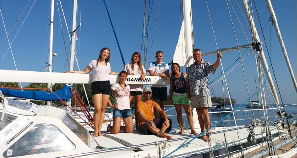 Cả dải đại dương bất ngờ bừng sáng rực rỡ trong đêm - Hình 4 Ca dai dai duong bat ngo bung sang ruc ro trong dem-Hinh-4