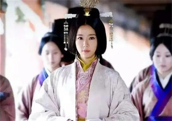 3 nguoi phu nu tai duc ven toan cua co dai Trung Quoc-Hinh-6