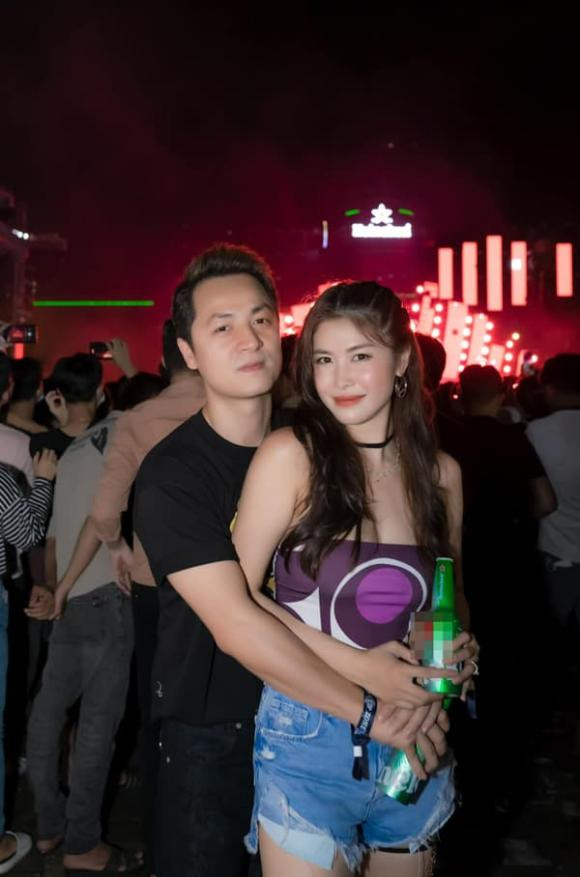 Ca si Dang Khoi gay chu y voi loat anh 'doi vo len dau'-Hinh-8