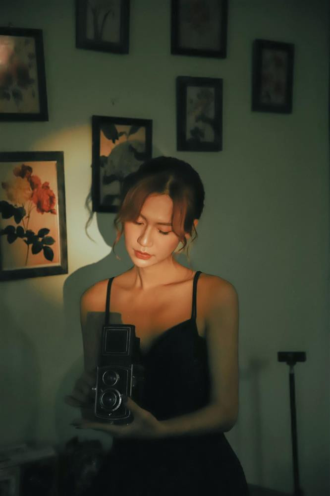 Giấc mơ của Lynk Lee là được khoác lên người những bộ váy gợi cảm, cuối cùng đã hoàn thành. Nhưng để có được hình hài hiện tại, cô phải đánh đổi nhiều thứ. Việc trải qua 8 cuộc đại phẫu để có thể trở thành một cô gái như mong đợi là một hành trình dài với những đau đớn khó tả bằng lời.