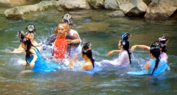 Sau khi lay duoc kinh, tai sao Tru Bat Gioi van chi la lon?-Hinh-7