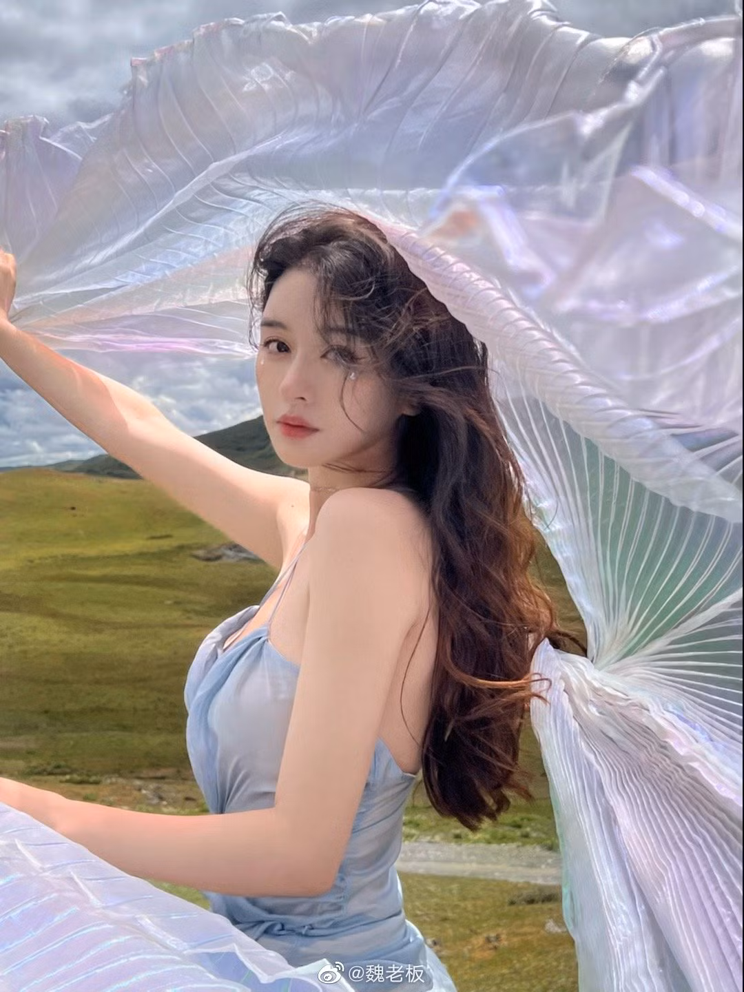 Co gai Trung Quoc dep nhu nu than, bi don yeu Huynh Hieu Minh