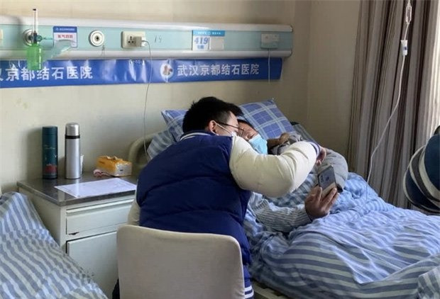 Cả nhà bị sỏi thận, do thường xuyên ăn loại thực phẩm này - Hình 2 Ca nha bi soi than, do thuong xuyen an loai thuc pham nay-Hinh-2