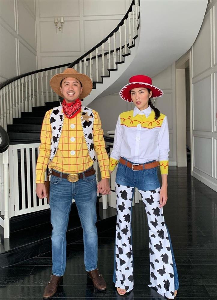 Hà Tăng và chồng 10 năm 1 kiểu chụp "đánh dấu chủ quyền" - Hình 6 Ha Tang va chong 10 nam 1 kieu chup