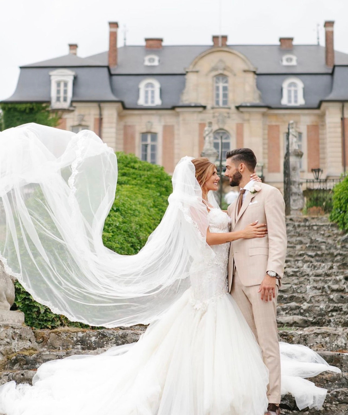 Sau hai năm hạnh phúc, tháng 6/2017 cặp đôi nên duyên vợ chồng trong lễ cưới xa hoa. Đầu tháng 7 năm nay, gia đình nhỏ chào đón hoàng tử bé đầu lòng tên Nael.