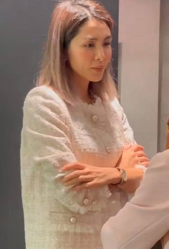 Hà Tăng qua ống kính chụp lén hậu sinh con thứ 3 có gì khác? ảnh 7