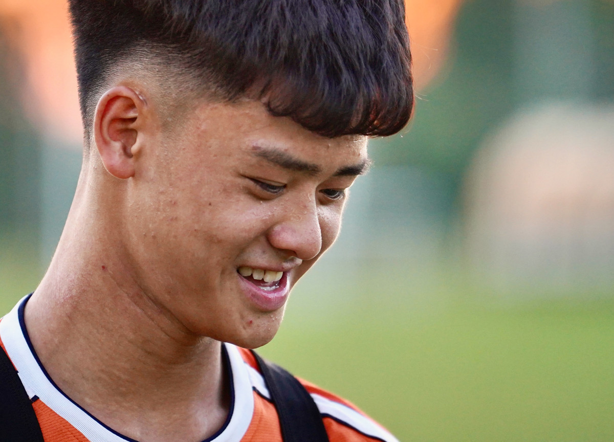 Tomas Nguyen bo dai hoc, pha hop dong o chau Au de ve Viet Nam-Hinh-2