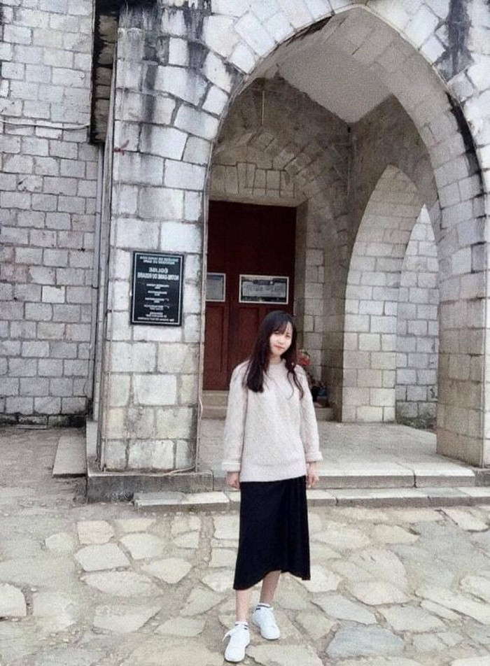 Chi gai Quang Linh Vlog lo dien, nhan sac cuc pham-Hinh-4