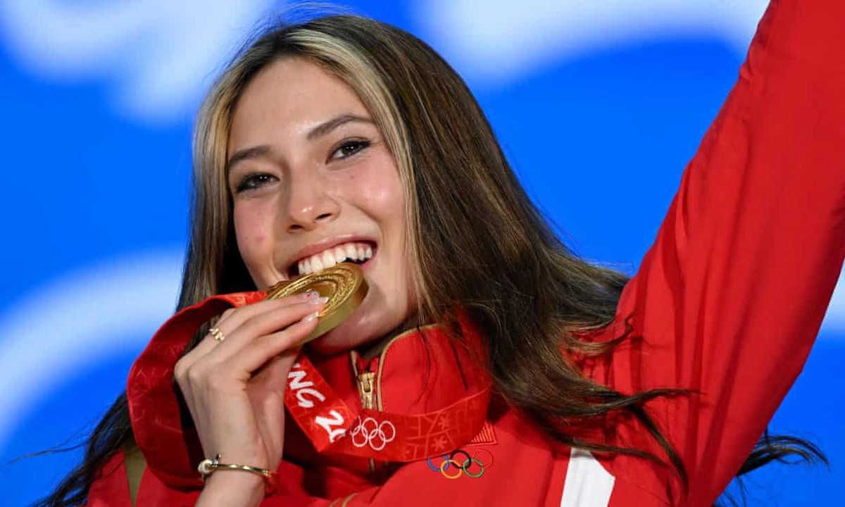 Ranh gioi yeu va ghet voi VDV nhap tich o Trung Quoc