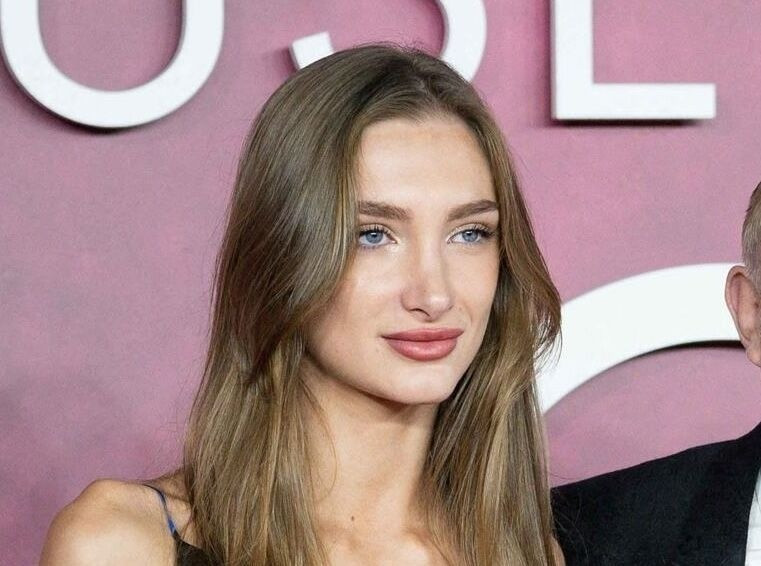 Ai nu cua ty phu hang hieu Phap