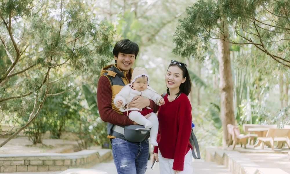 Diễn viên Quang Tuấn: Sự nghiệp thăng hoa, hôn nhân viên mãn - Hình 3 Dien vien Quang Tuan: Su nghiep thang hoa, hon nhan vien man-Hinh-3