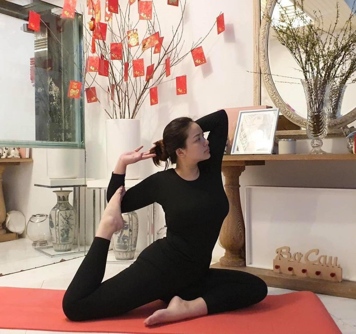 Sau khi về lại dáng, Như Thảo vẫn duy trì luyện tập để đạt sự cân bằng trong cuộc sống.