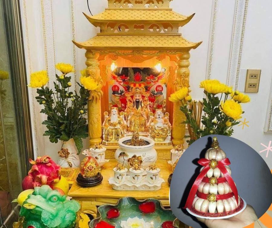 Mui huong Than Tai ung bung, cu thap sang nam se doi doi