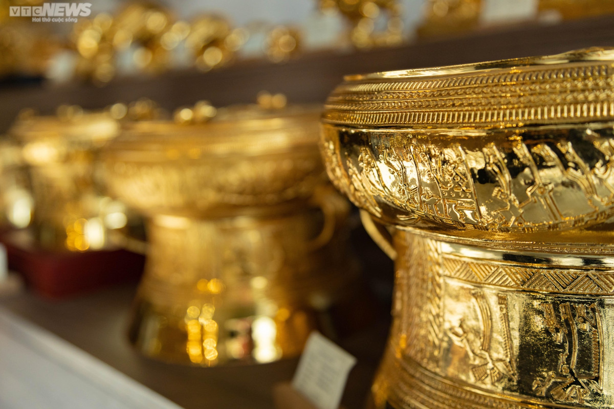 Mèo dát vàng 24k hút khách trước Tết Quý Mão 2023 - Hình 11 Meo dat vang 24k hut khach truoc Tet Quy Mao 2023-Hinh-11