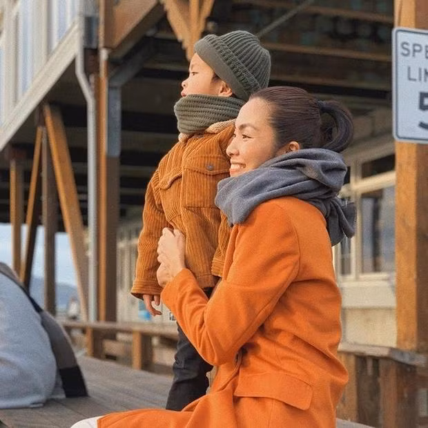 Tang Thanh Ha bat ngo trai long hanh trinh 7 nam lam me-Hinh-5