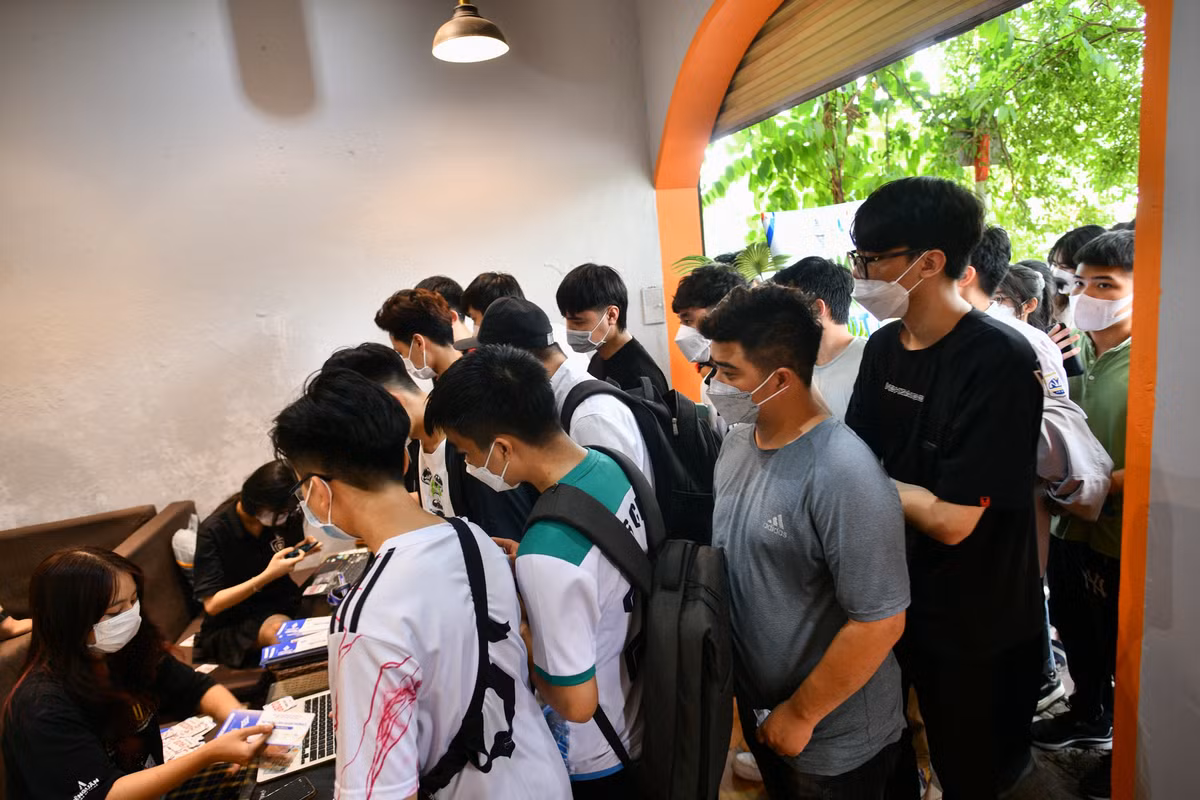 Tại SEA Games 31, Liên Quân Mobile được chọn là một trong những môn thể thao điện tử thi đấu tranh huy chương. Bộ môn Liên Quân Mobile sẽ thi đấu từ ngày 20/05 đến ngày 22/05 tại Trung tâm Hội nghị Quốc gia, Hà Nội.