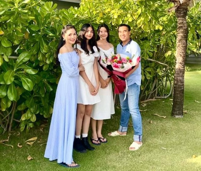 Loi giao duc 2 'ai nu' dang nguong mo cua vo chong MC Quyen Linh-Hinh-8