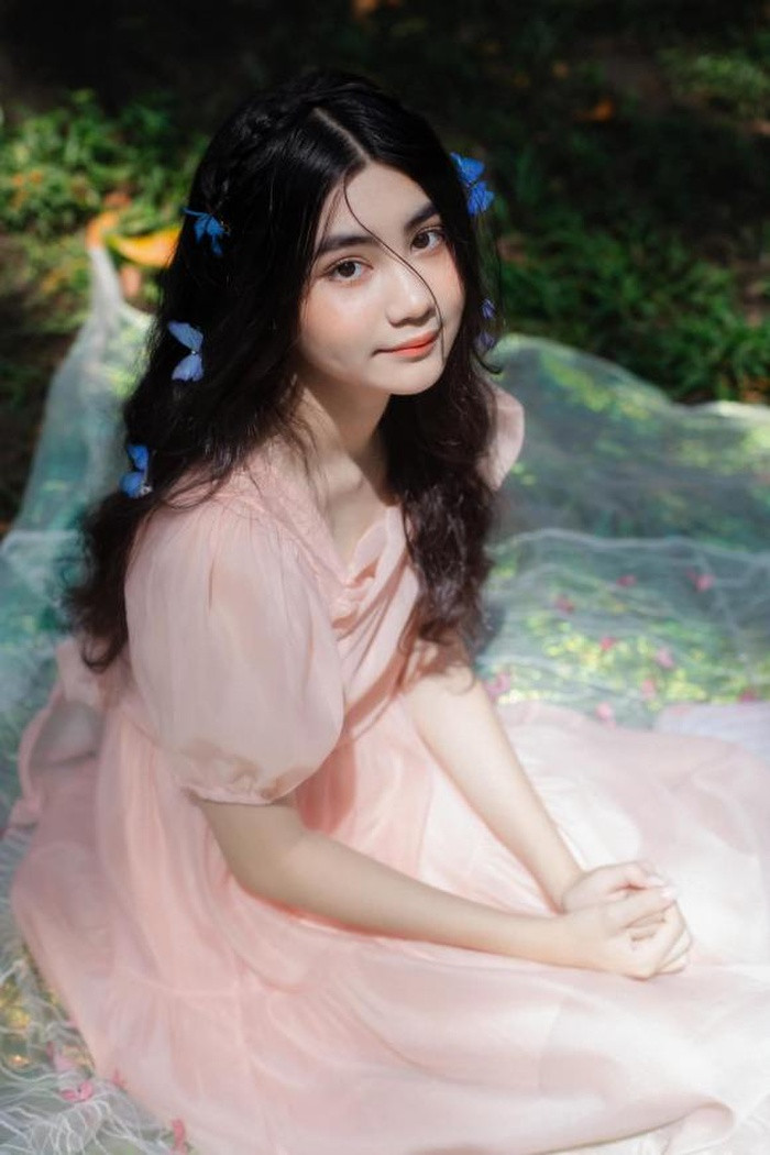 Loi giao duc 2 'ai nu' dang nguong mo cua vo chong MC Quyen Linh-Hinh-6