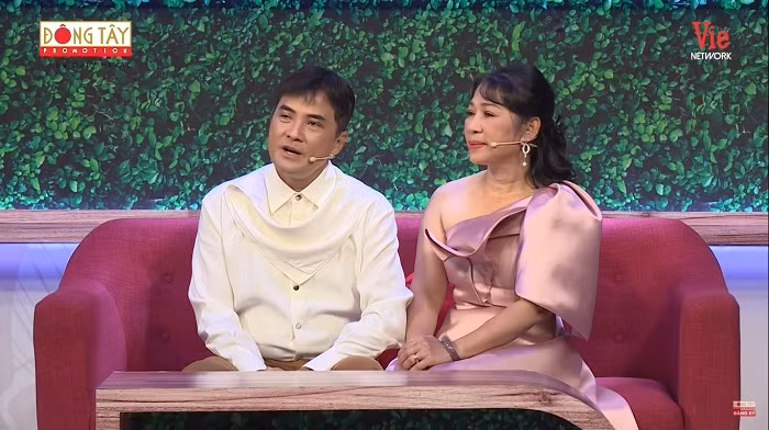 Lộ diện nhan sắc "không phải dạng vừa" của vợ Chế Thanh ảnh 3