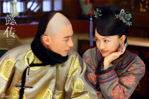 Su that ve moi quan he giua Can Long va Nhan Phi