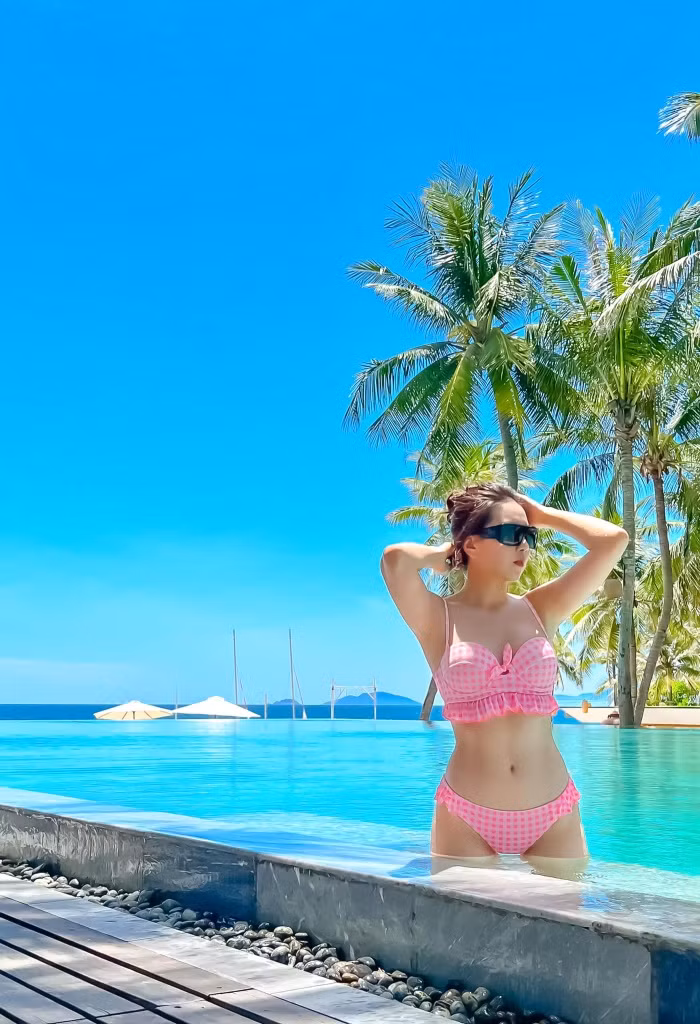 Chan dung nu MC vong eo 56, 300 ngay di lam khong mac trung do-Hinh-17