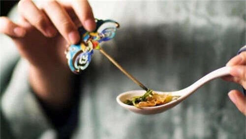 Pho Nghi son hao hai vi du ca nhung khong duoc an thu nay-Hinh-2